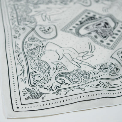 Roll the dice bandana | White